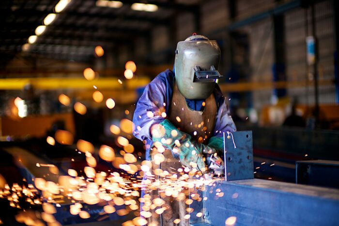 welding-metal-custom-fabrication-atlanta-worker